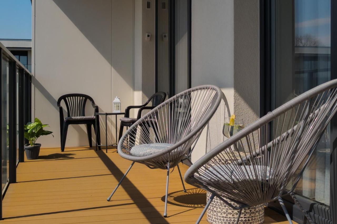 Wellness Resort Apartments Dziwnow Riverfront By Noclegi Renters Luaran gambar